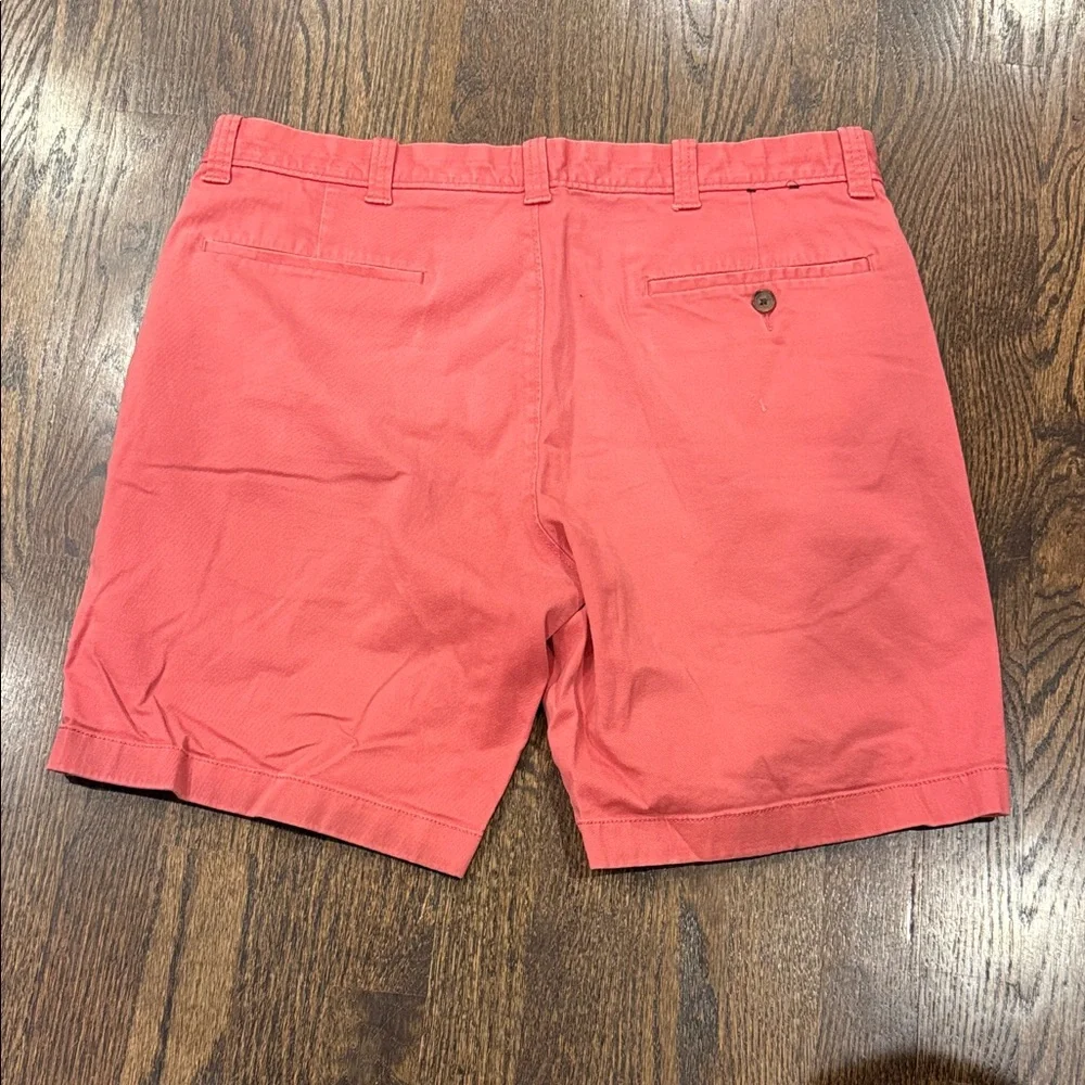 J.Crew 9 inch inseam Men's Coral Shorts used